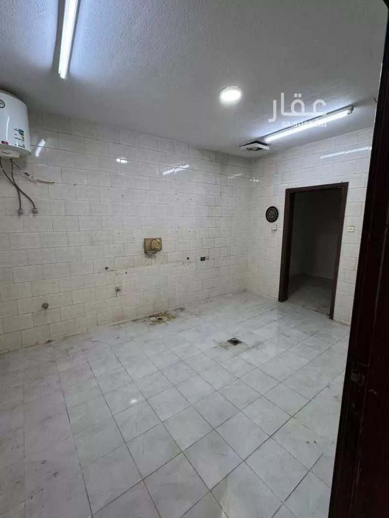 فيلا 5 غرف في بدر 11