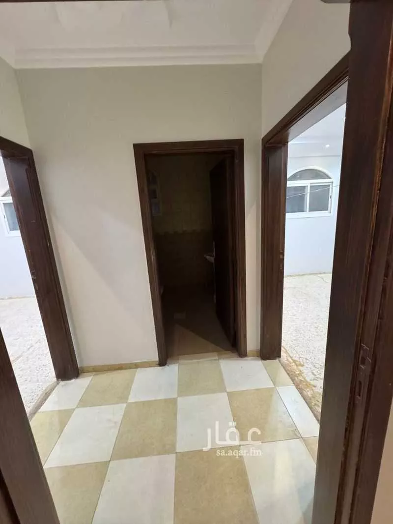 فيلا 5 غرف في بدر 20