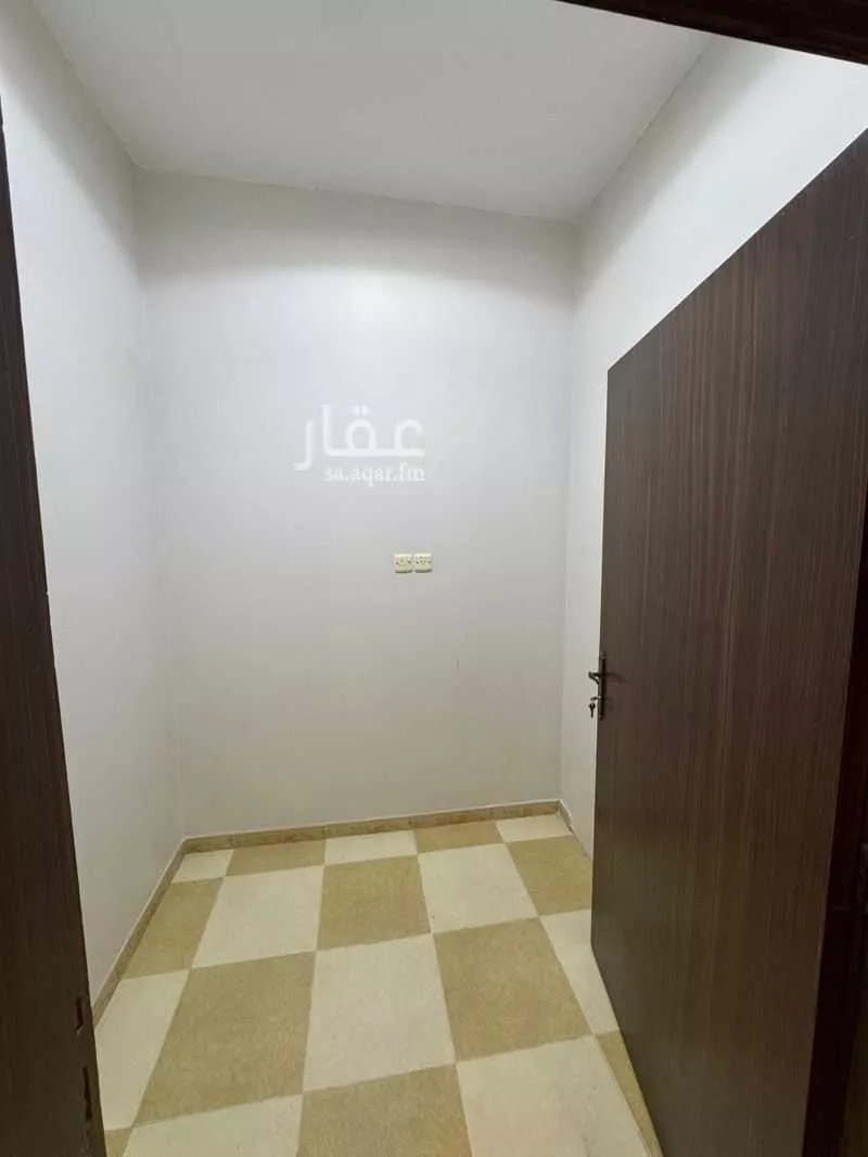 فيلا 5 غرف في بدر 21
