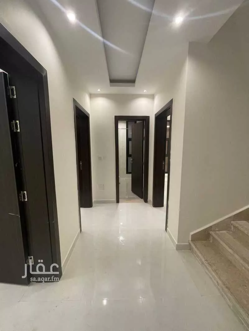 فيلا 4 غرف في الجنادرية 25