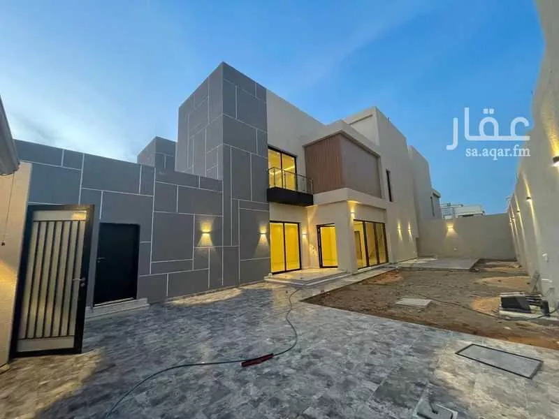 فيلا 4 غرف في الجنادرية 5