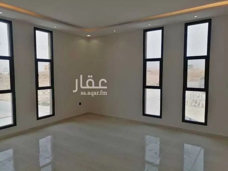 فيلا 5 غرف في الغنامية 8