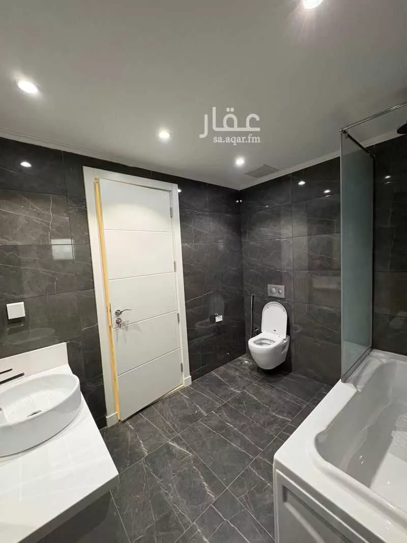 5 bedroom villa in Al Rimal 19