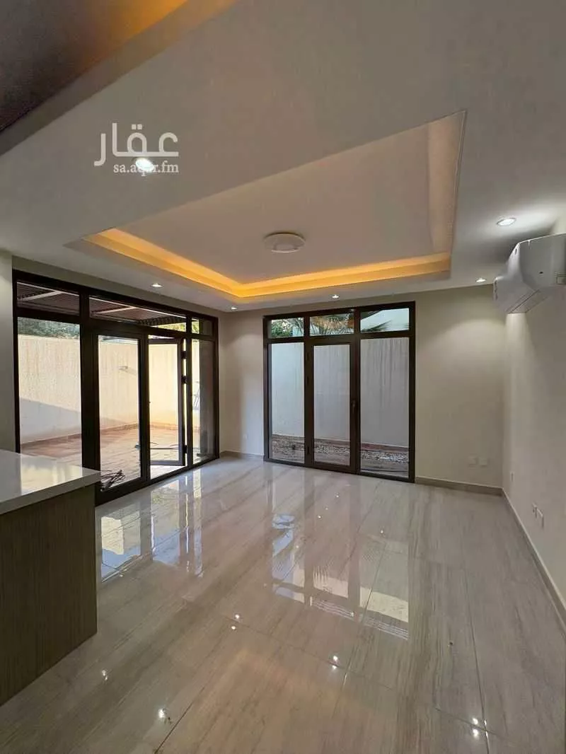 5 bedroom villa in Al Rimal 8