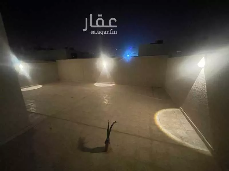 فيلا 5 غرف في الرفيعة 4