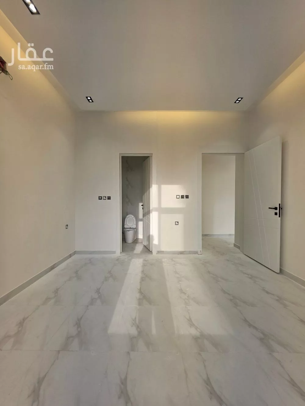3 bedroom apartment in Al Zahrah 13