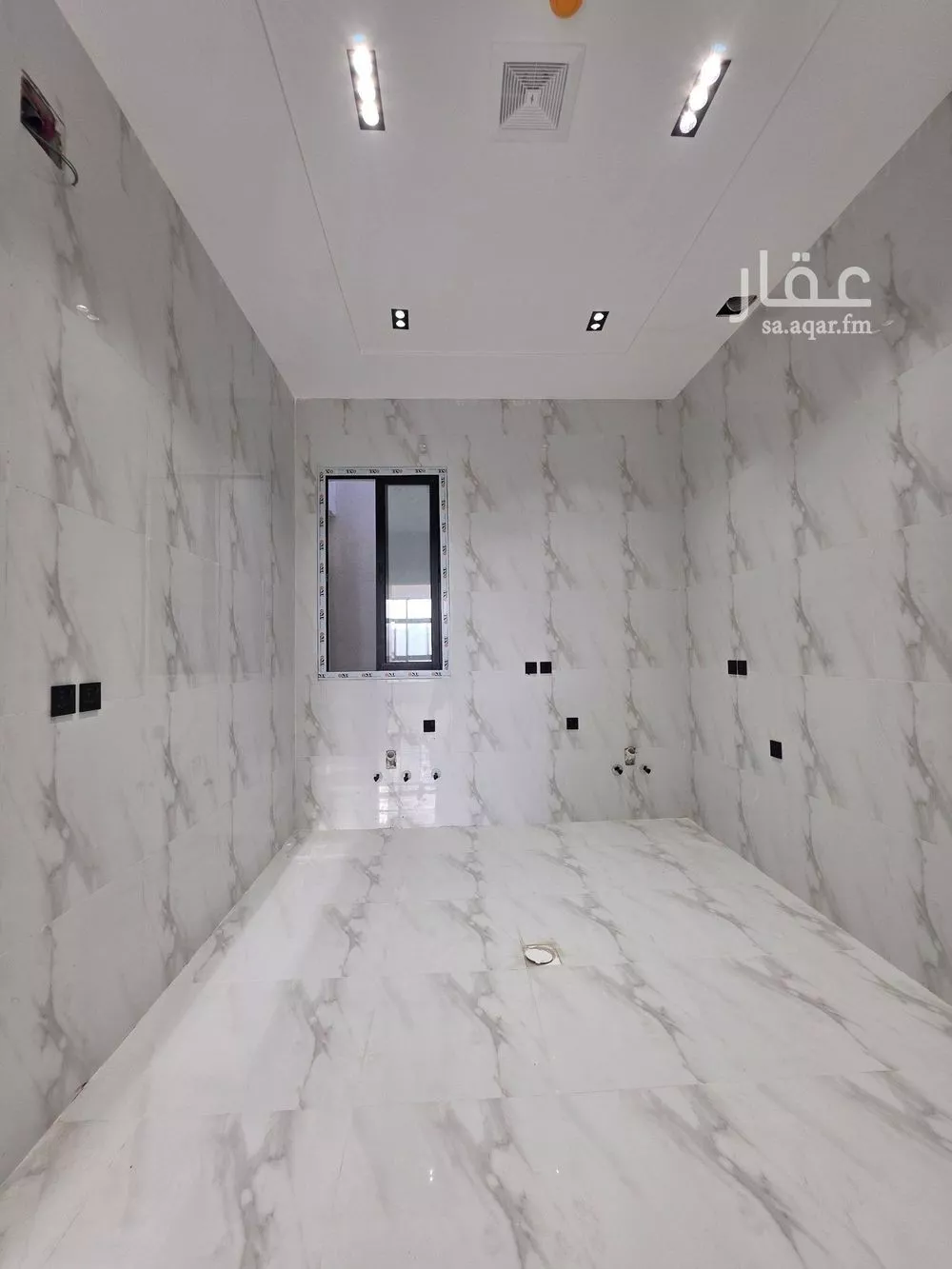 3 bedroom apartment in Al Zahrah 18