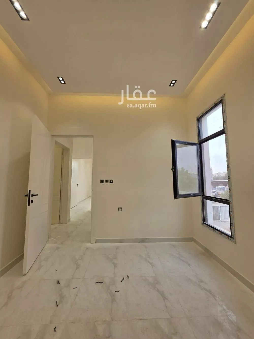 3 bedroom apartment in Al Zahrah 6