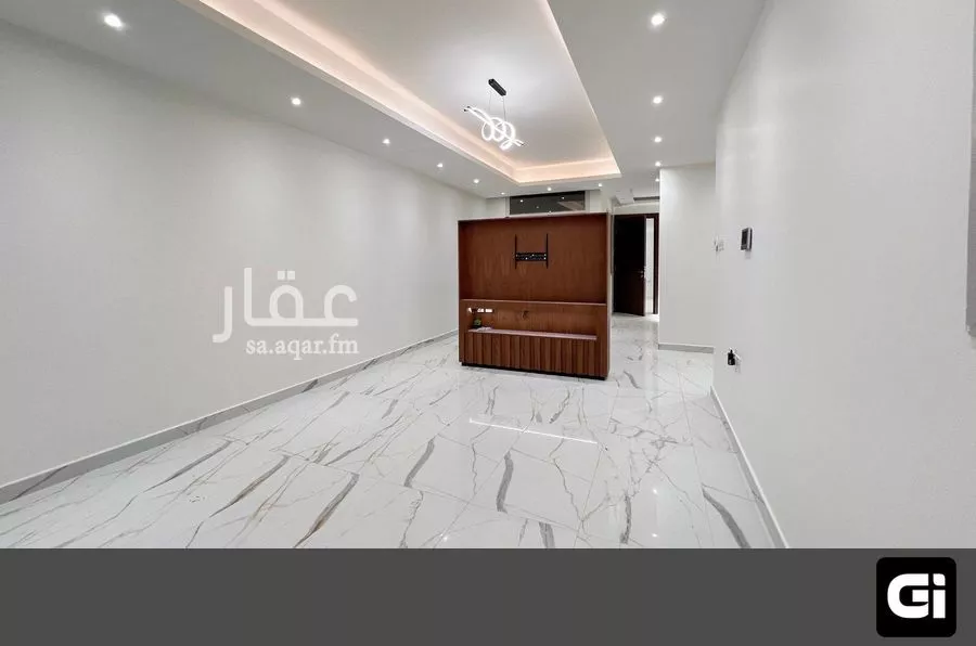 فيلا 5 غرف في العارض 3
