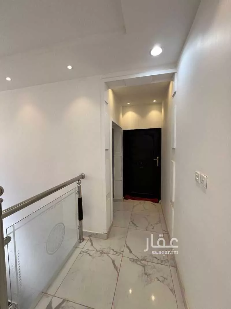 فيلا 9 غرف في القادسية 22