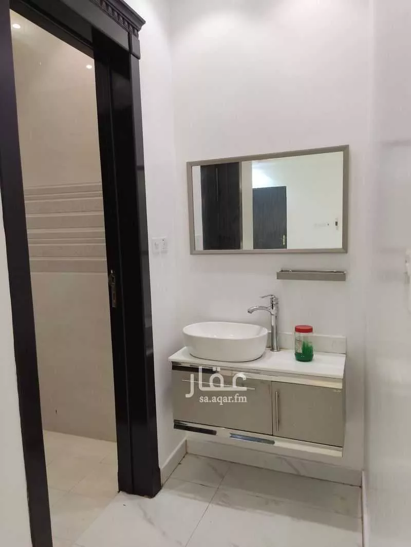 8 bedroom villa in Al Mahdiyyah 25