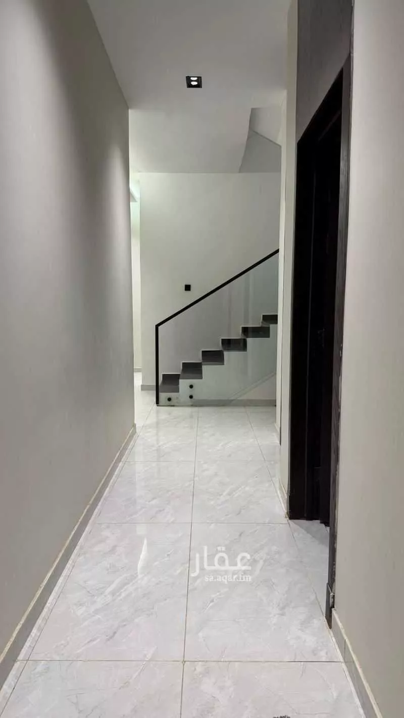 فيلا 8 غرف في بدر 15