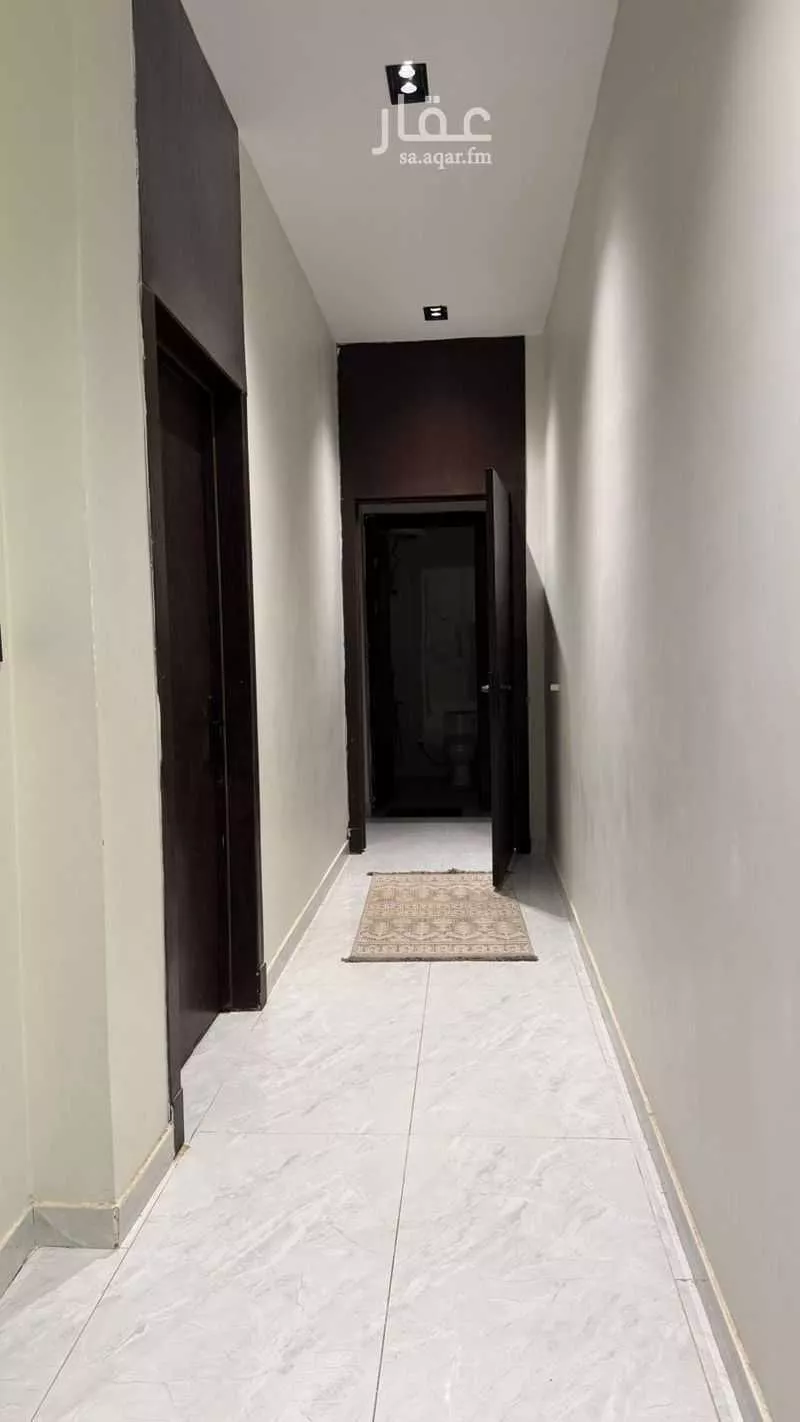 فيلا 8 غرف في بدر 4