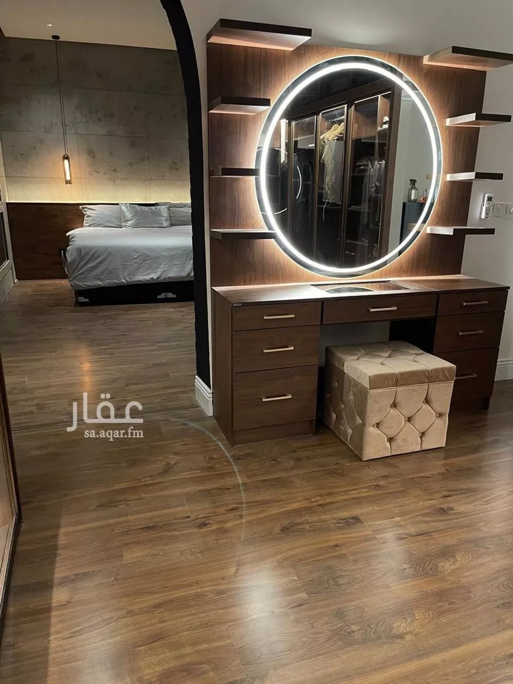 فيلا 5 غرف في العارض 6
