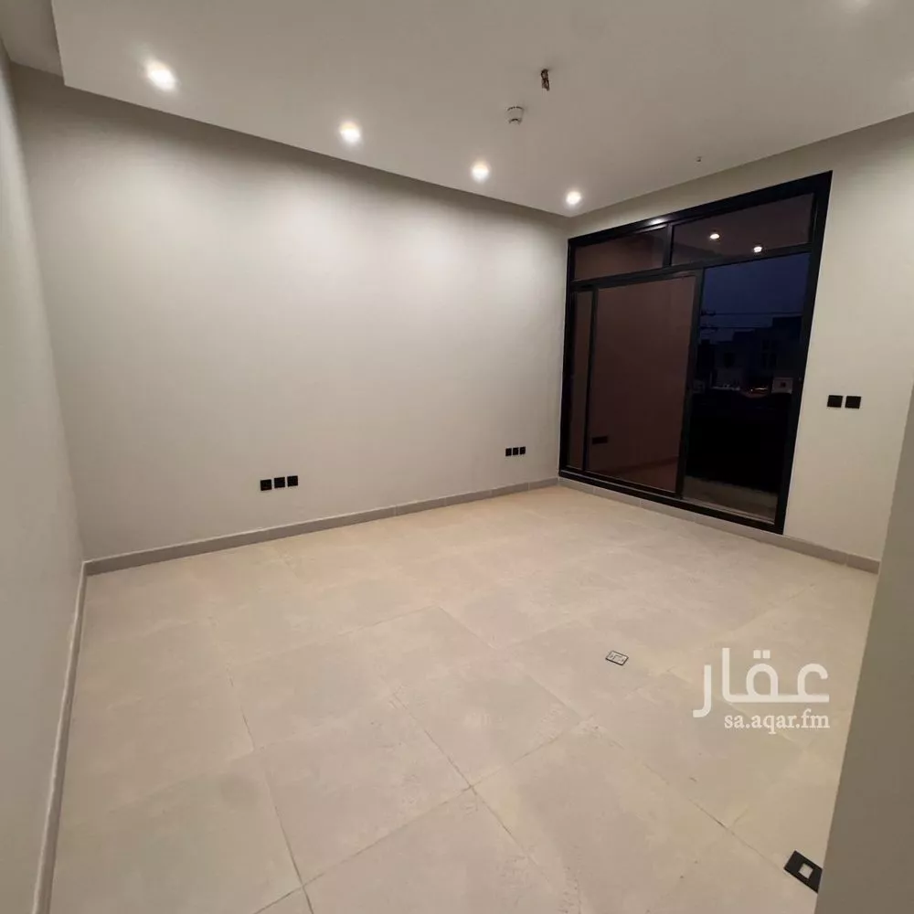 4 bedroom apartment in Al Rimal 9