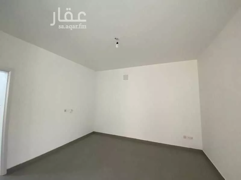 فيلا 8 غرف في النرجس 15