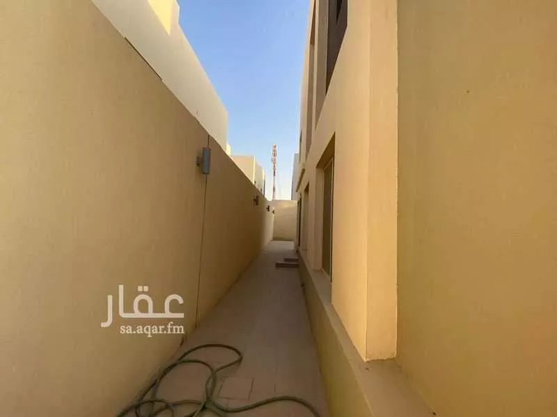 فيلا 8 غرف في النرجس 24