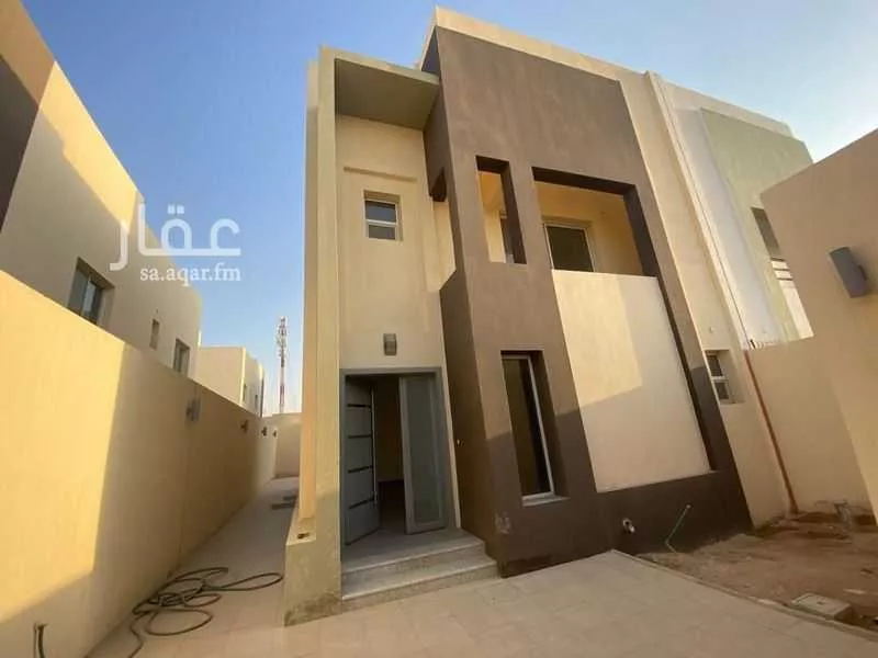 فيلا 8 غرف في النرجس 5