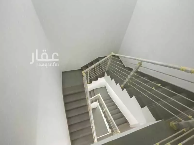 فيلا 8 غرف في النرجس 9