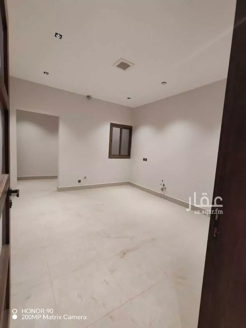 8 bedroom villa in Al Shifa 15
