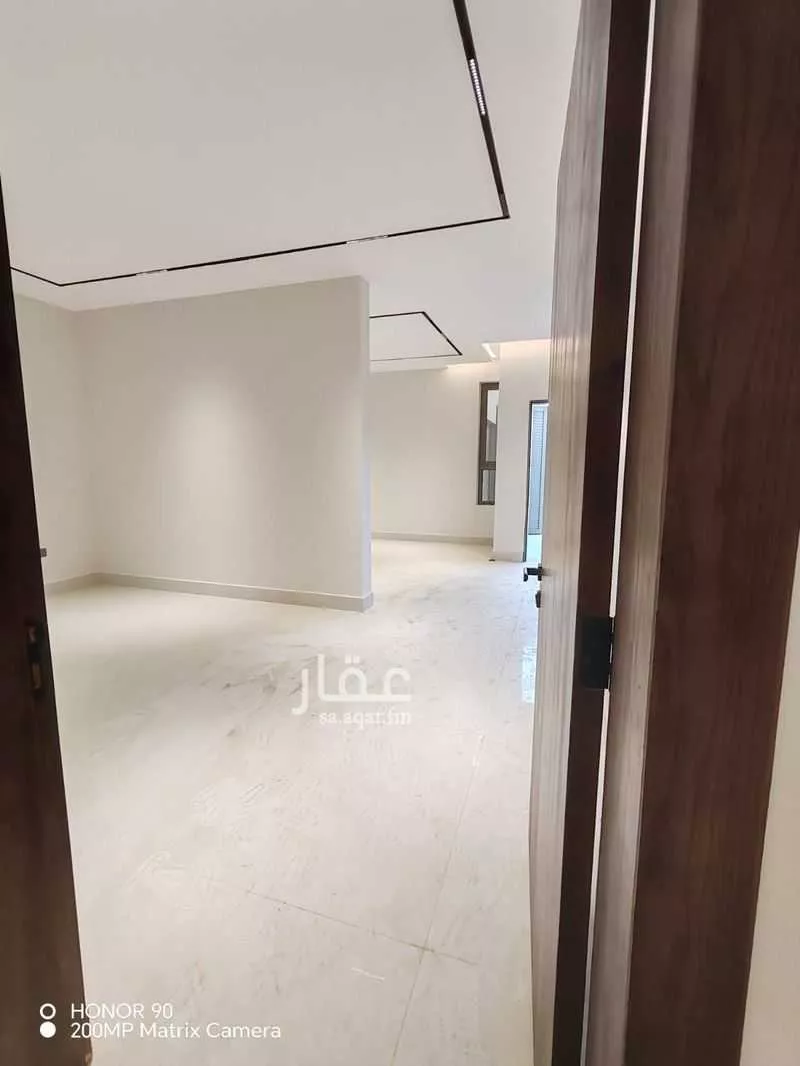 8 bedroom villa in Al Shifa 18
