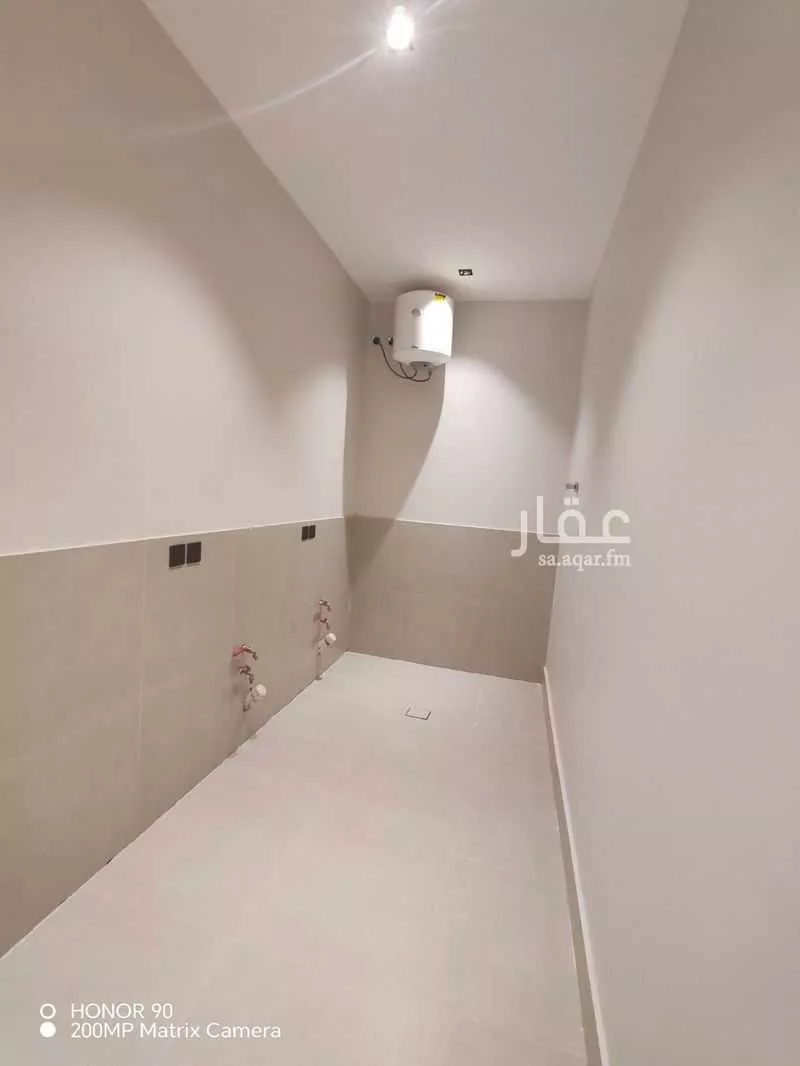 8 bedroom villa in Al Shifa 6