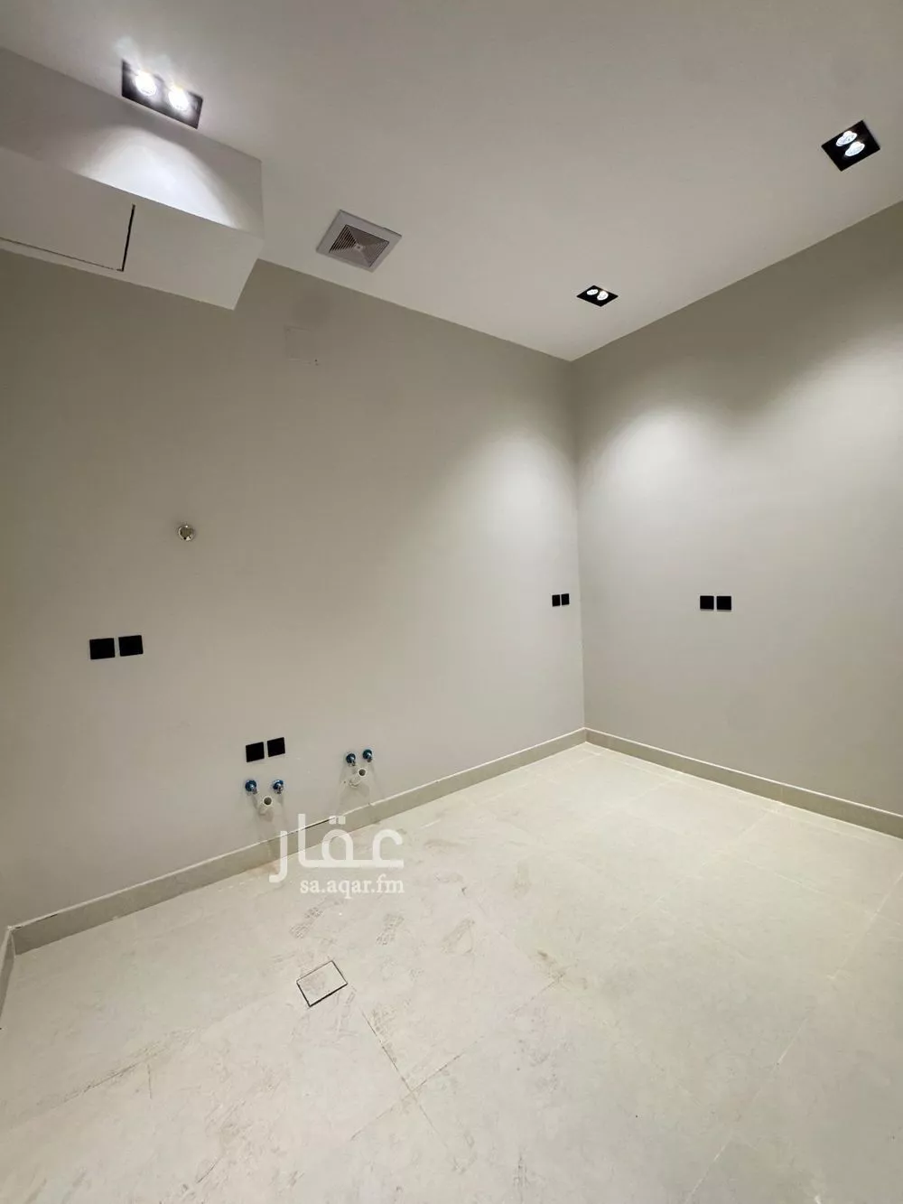 3 bedroom floor in Al Yarmouk 13