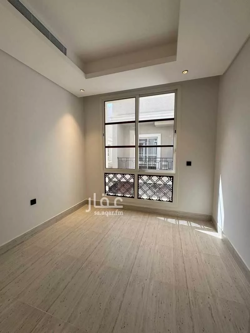 6 bedroom villa in Al Hamra 3