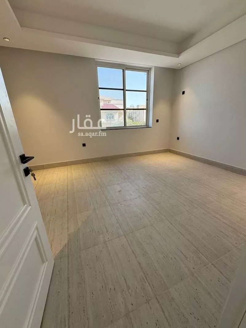 6 bedroom villa in Al Hamra 6