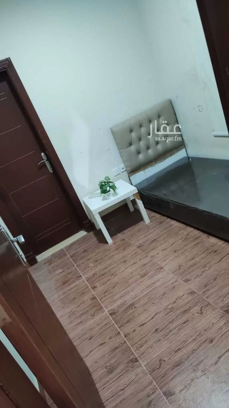فيلا 10 غرف في طويق 7