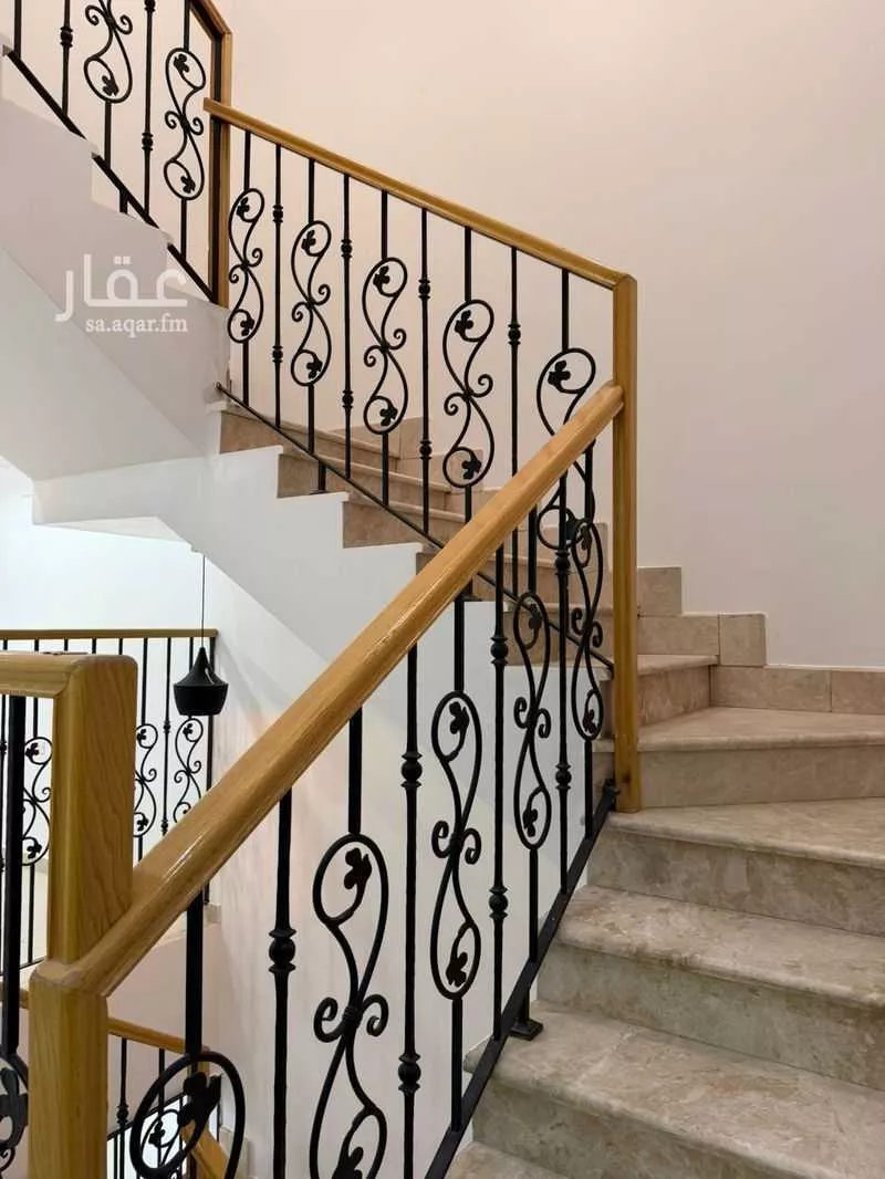 فيلا 8 غرف في الربوة 26