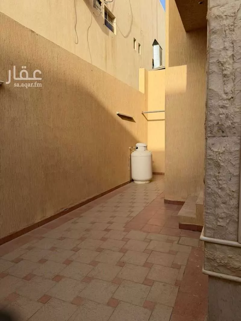 فيلا 8 غرف في الربوة 6
