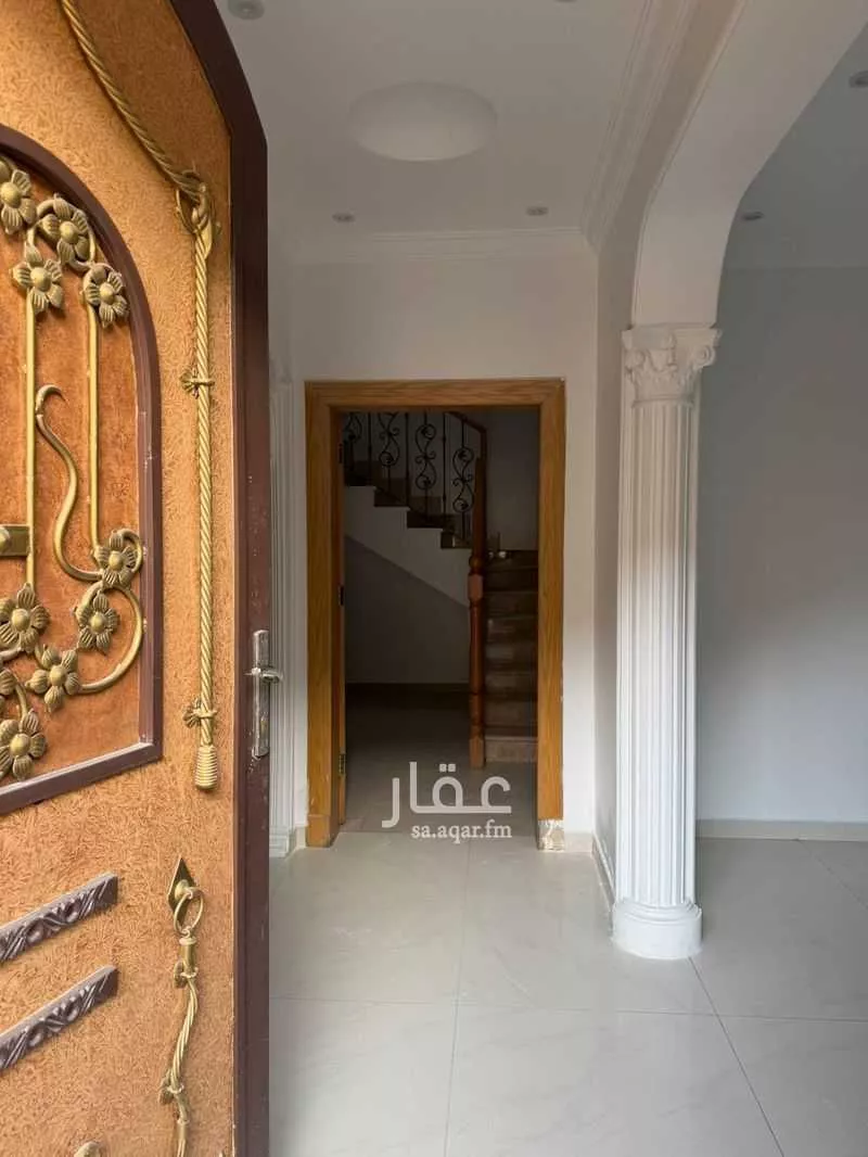 فيلا 8 غرف في الربوة 8