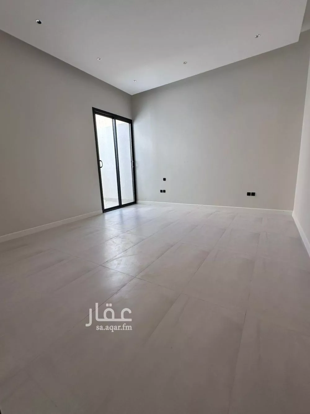 4 bedroom floor in At Taawon 14
