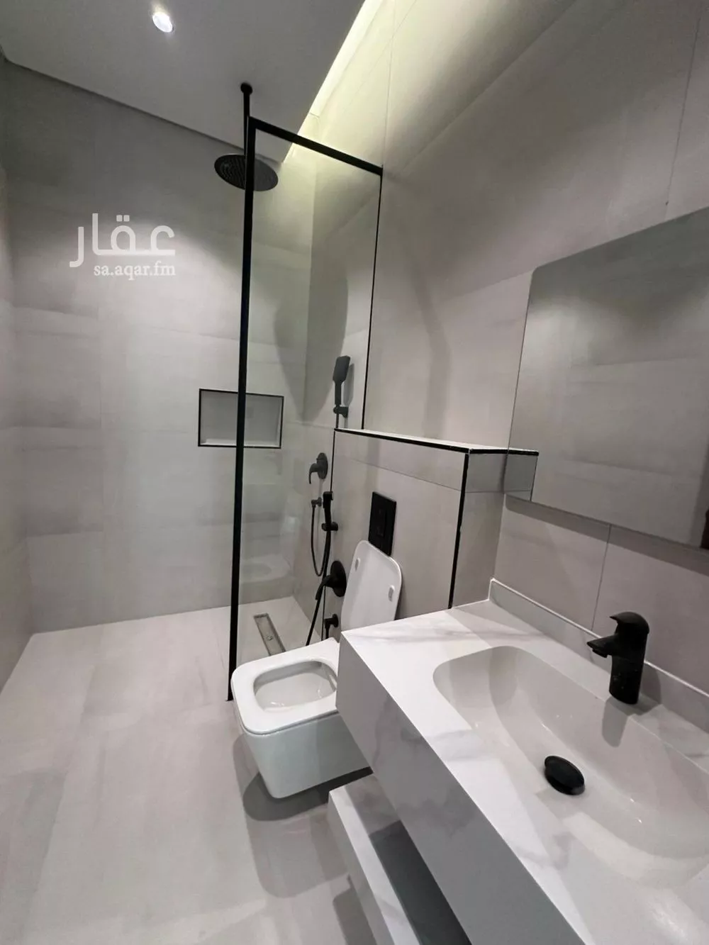 4 bedroom floor in At Taawon 24
