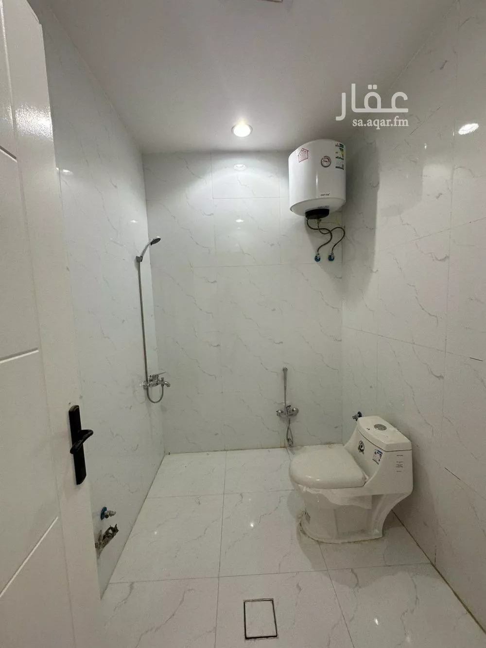 4 bedroom apartment in Al Hazm 9
