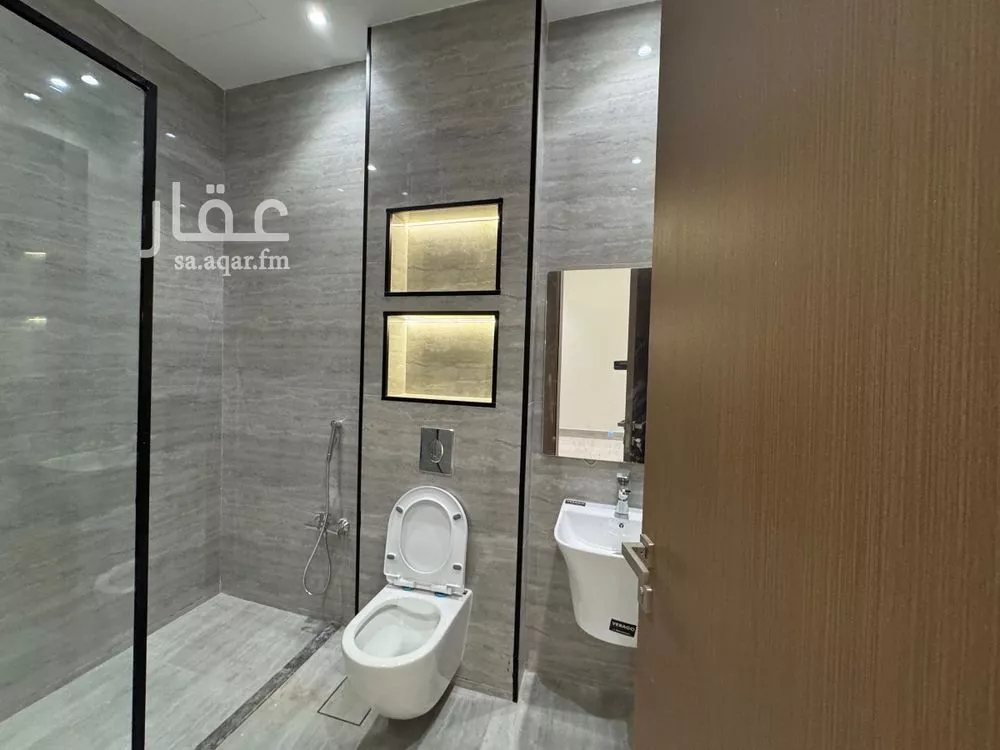 4 bedroom floor in Al Rimal 12