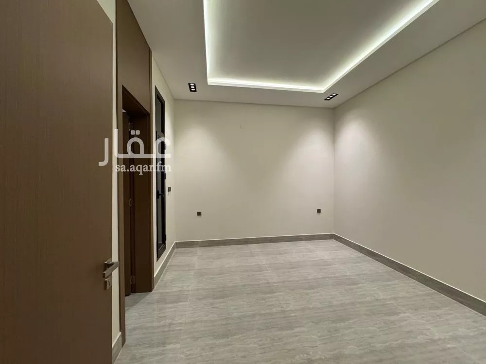 4 bedroom floor in Al Rimal 17