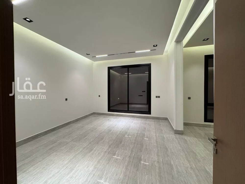 4 bedroom floor in Al Rimal 5