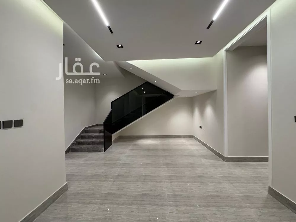 4 bedroom floor in Al Rimal 6