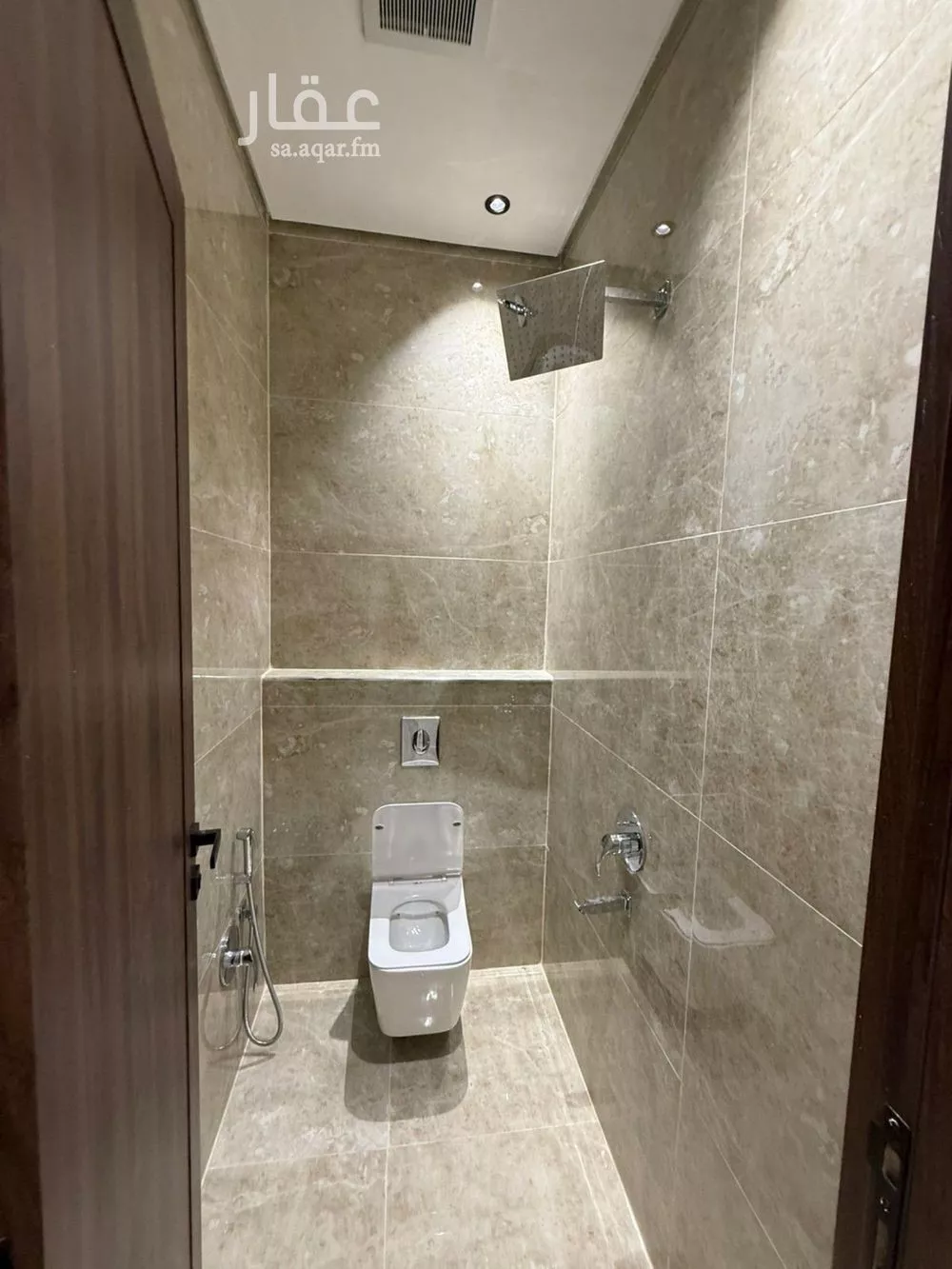 5 bedroom apartment in Al Mahdiyyah 16