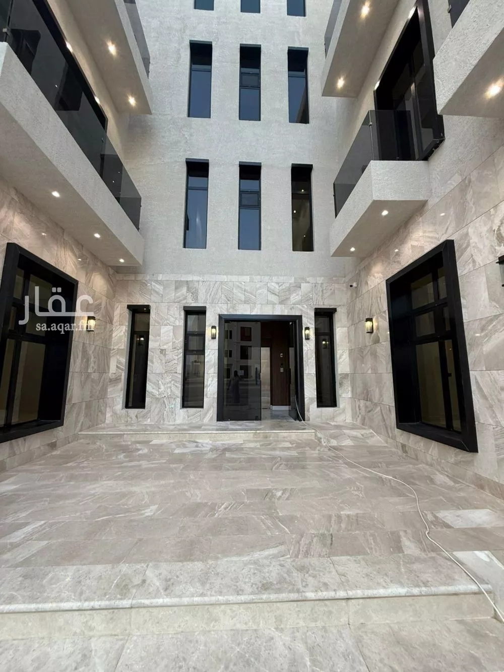 5 bedroom apartment in Al Mahdiyyah 3