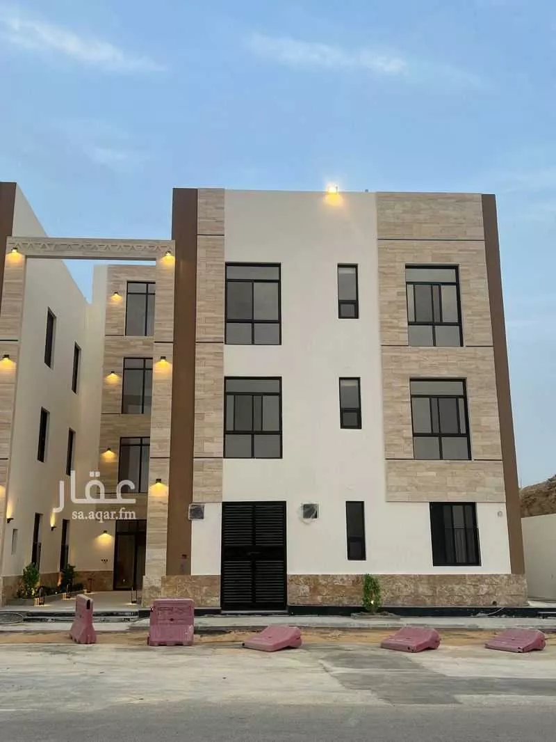 6 bedroom apartment in Al Mahdiyyah 4