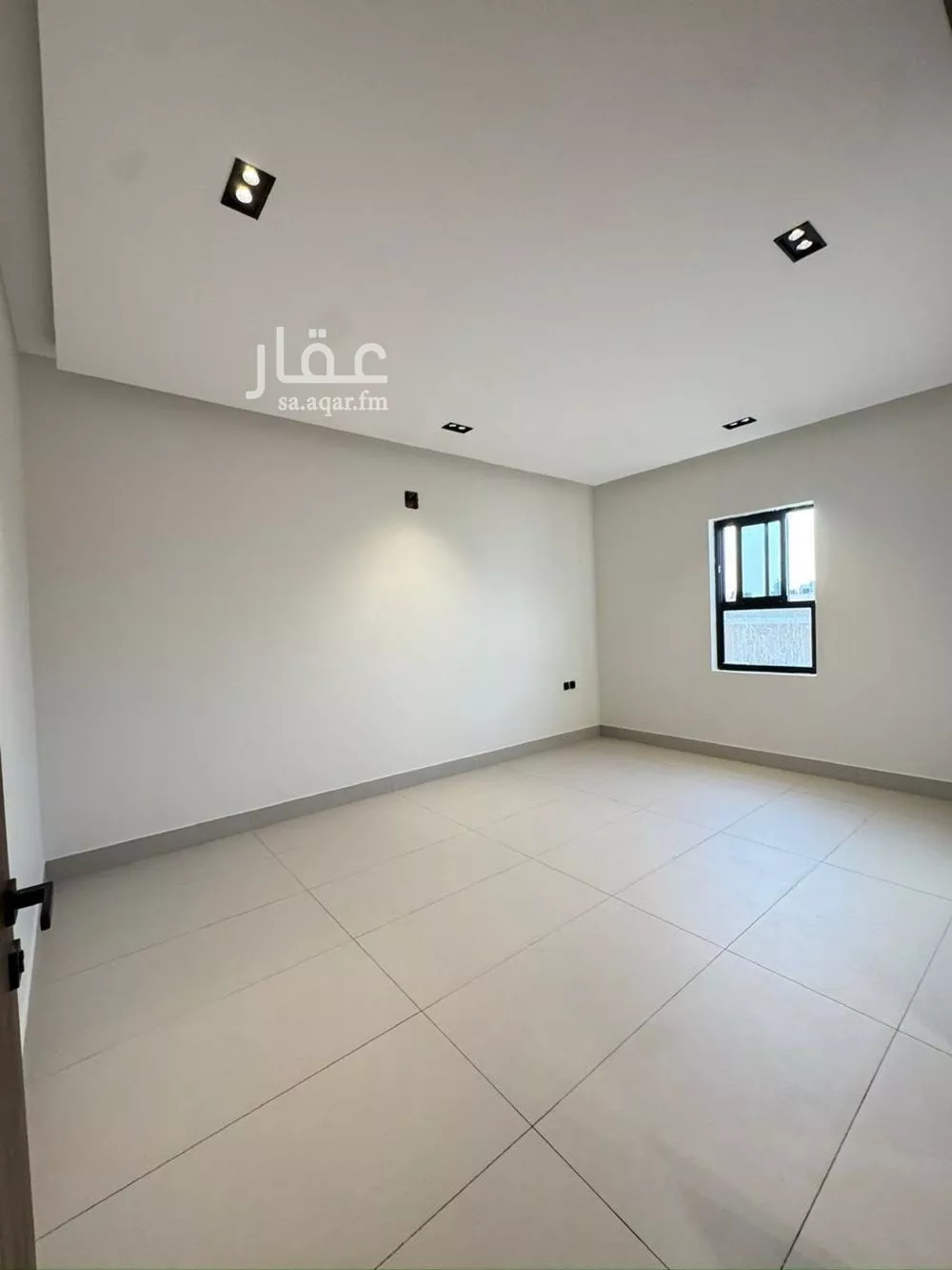 4 bedroom floor in Al Khaleej 19