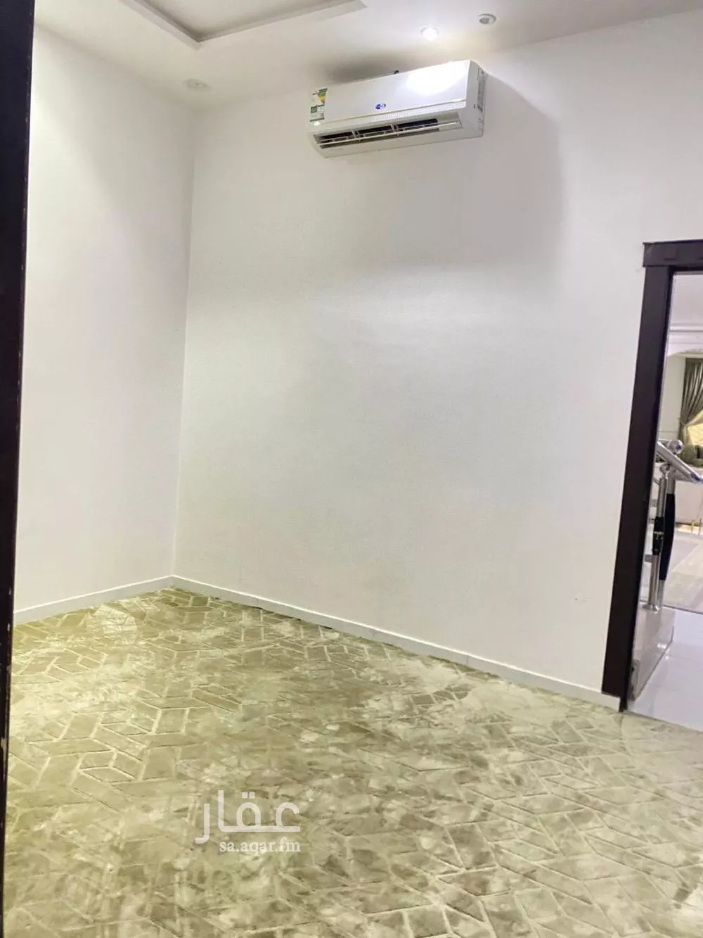 فيلا 5 غرف في الرمال 7