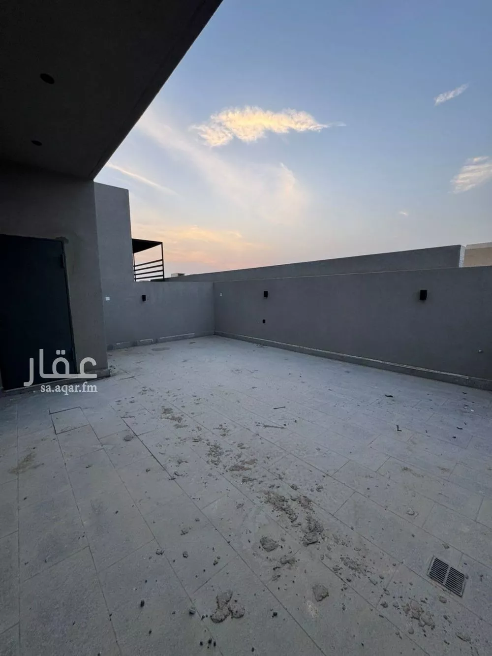 فيلا 6 غرف في النرجس 5