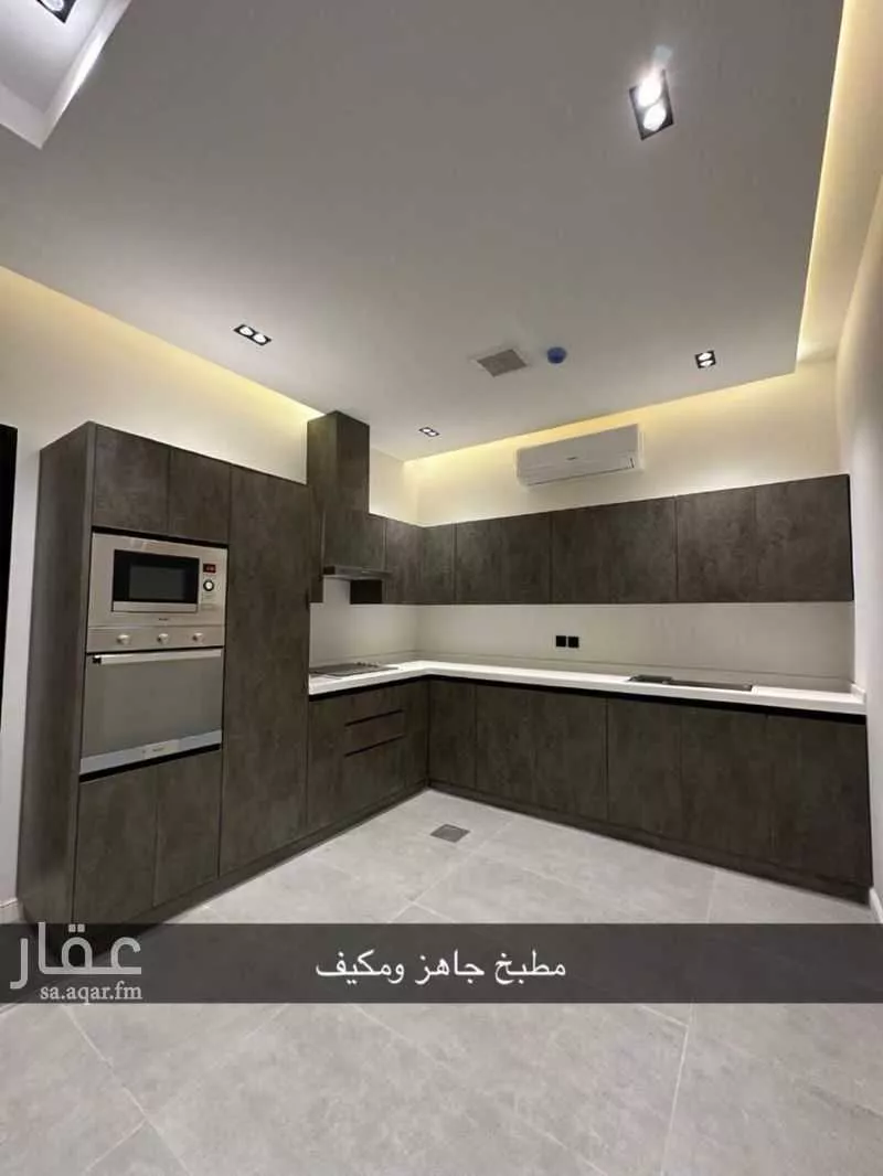 5 bedroom villa in Al Aridh 2