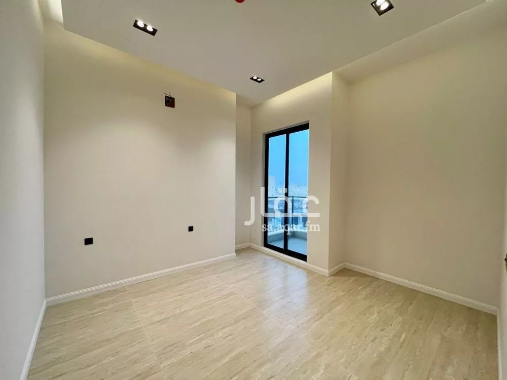 3 bedroom apartment in Al Mahdiyyah 24