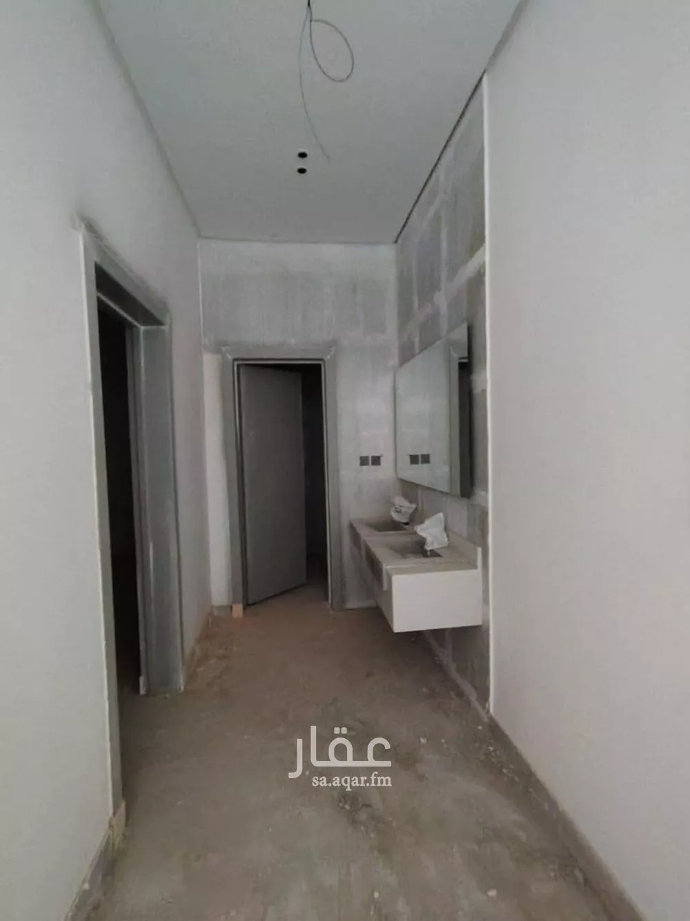 فيلا 5 غرف في طيبة 12