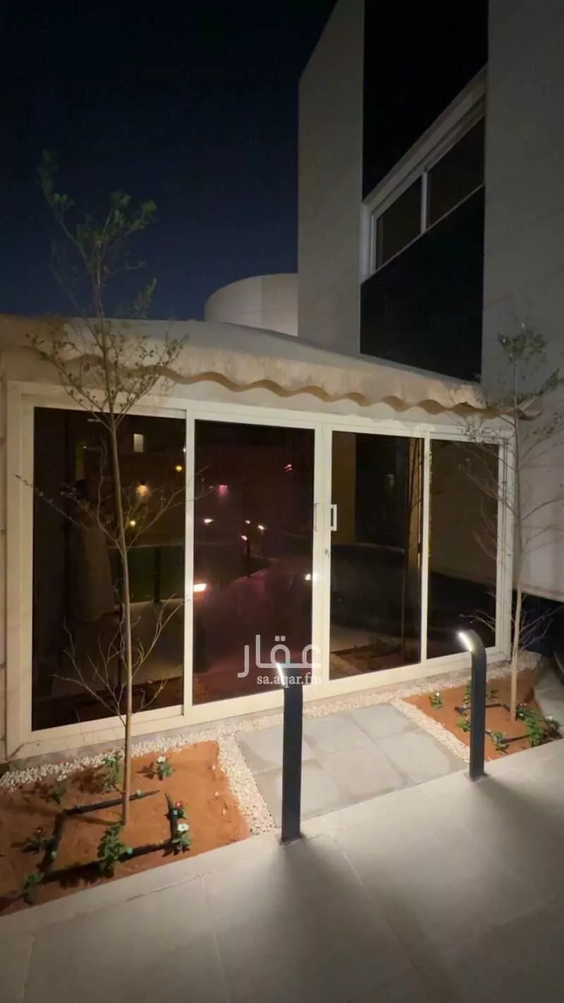 فيلا 8 غرف في الجزيرة 10